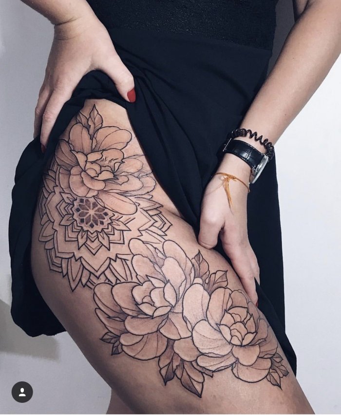 Эскизы татуировок на бедро