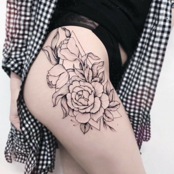 Тату геометрия цветы