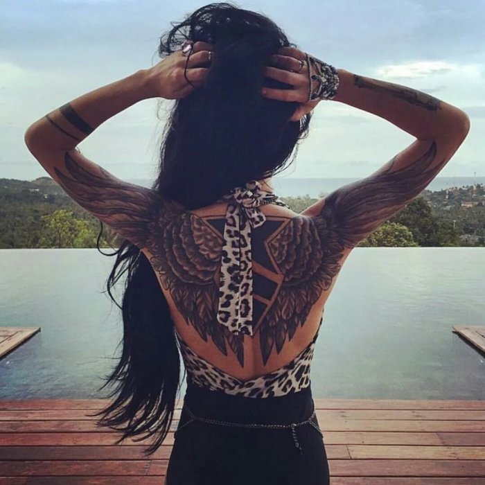 Женские тату