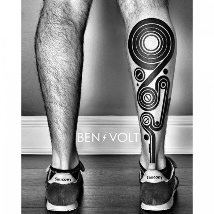 Тату на икре мужские