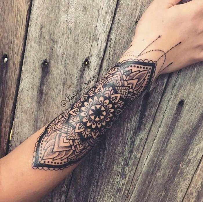 Тату от кисти до локтя