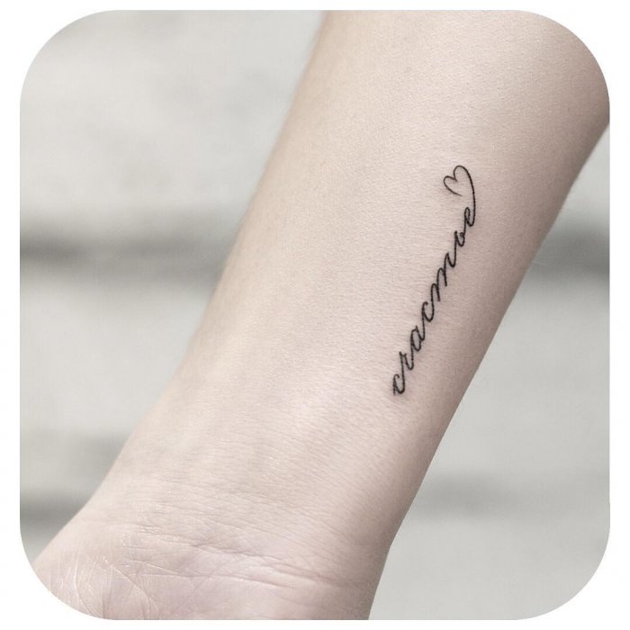 Тату на запястье для девуш