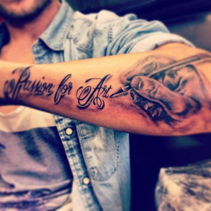 Тату на руке