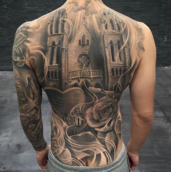 Тату на спине мужские