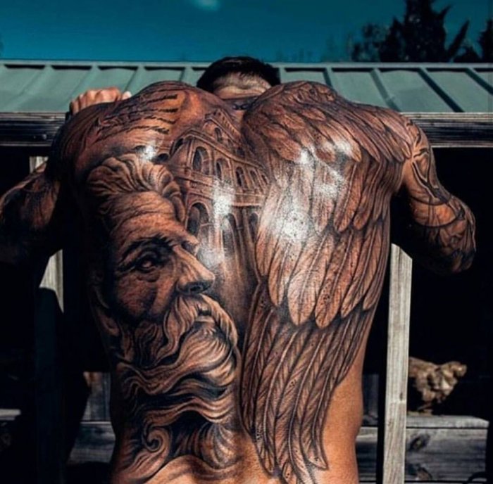 Тату на спине мужские