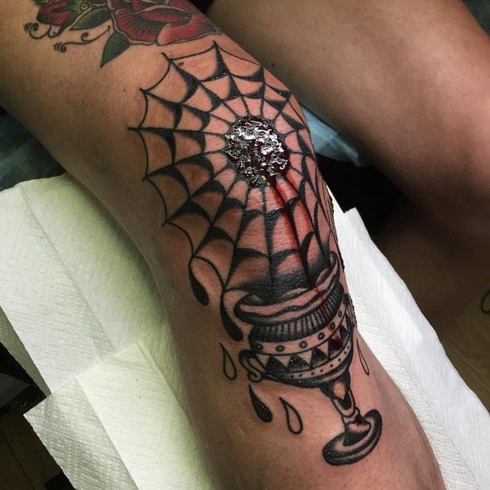 Тату паутина