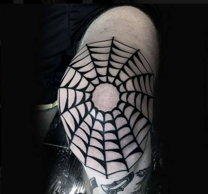 Тату на локте