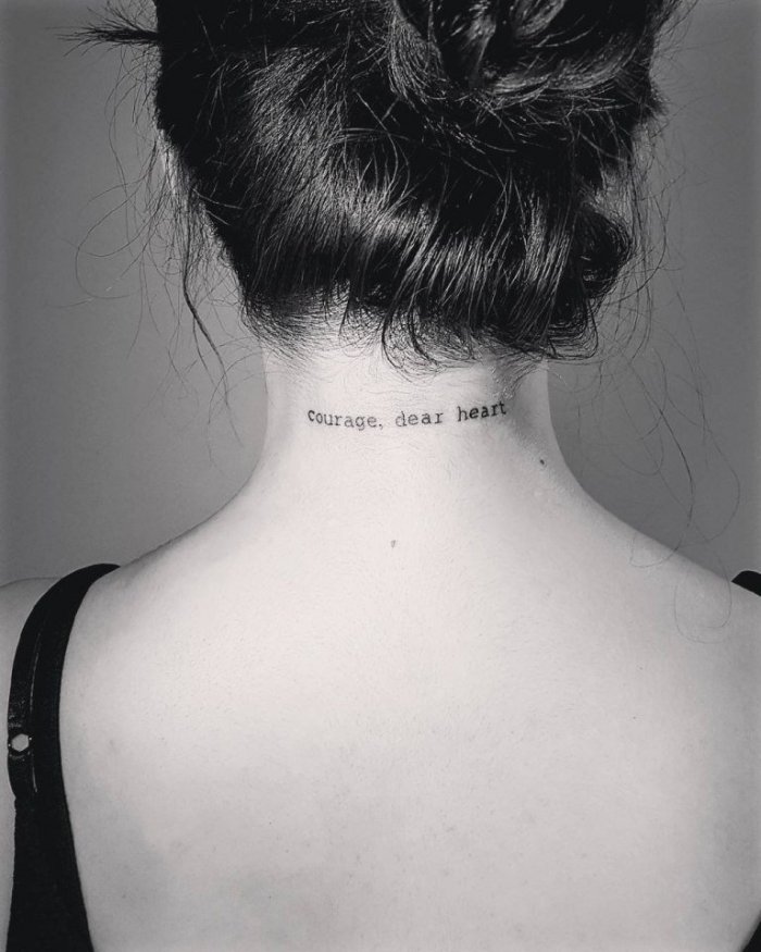 Тату на затылке