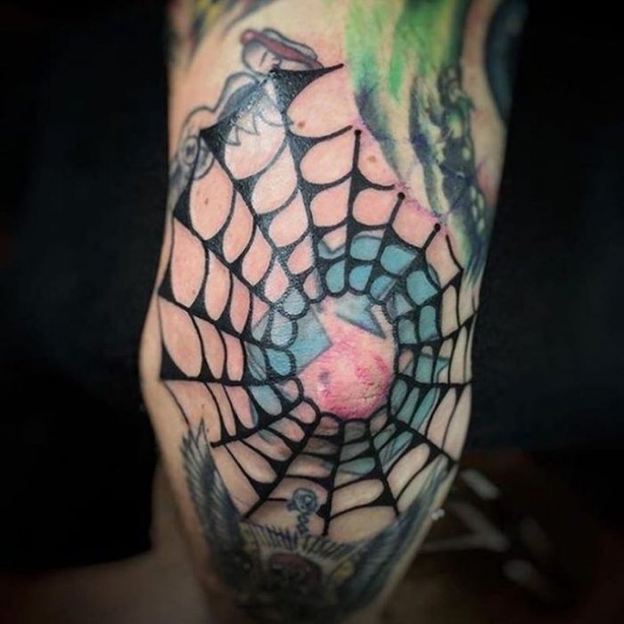 Тату паутина