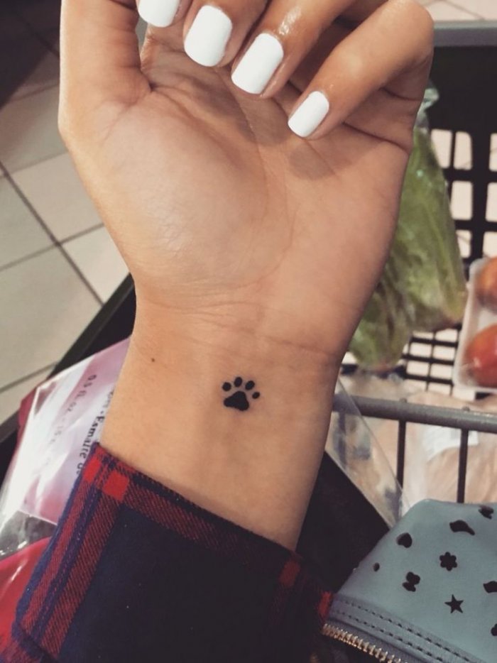 Тату для девушек маленьк