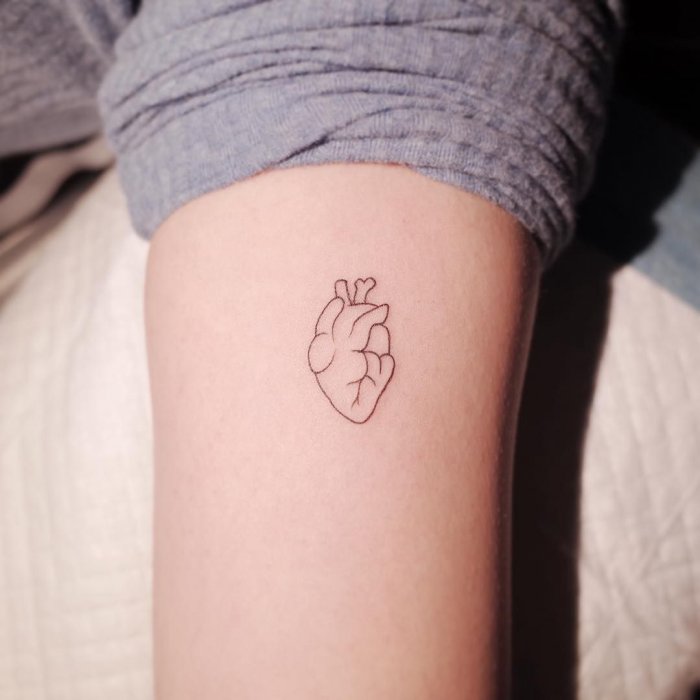 Тату маленькие для девушек легкие