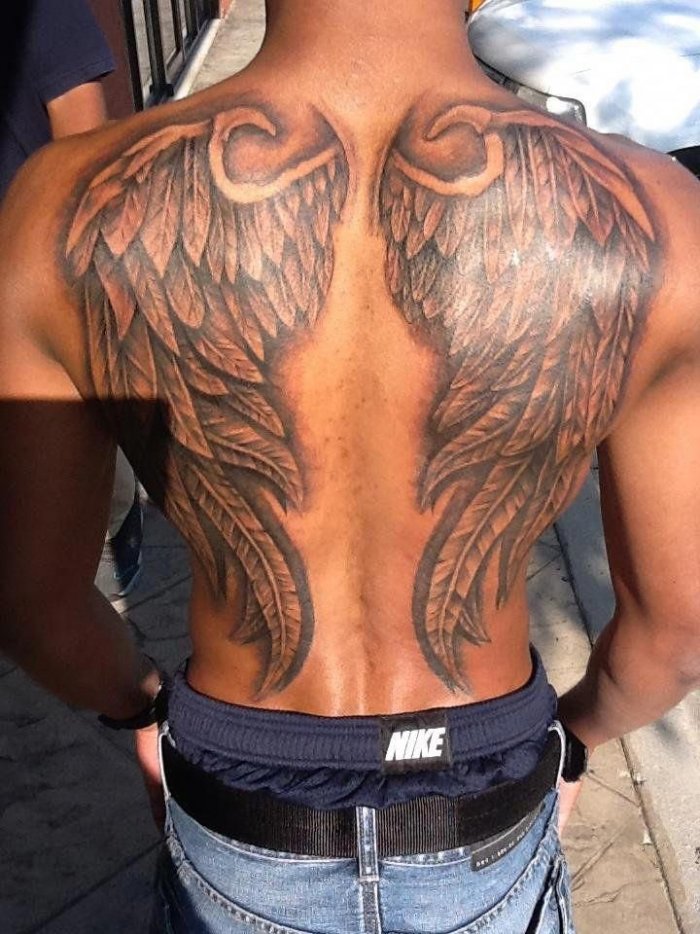 Крылья на спине тату мужские