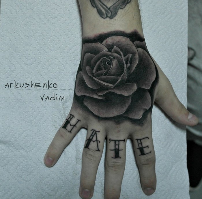 Тату на кисти мужские эскизы