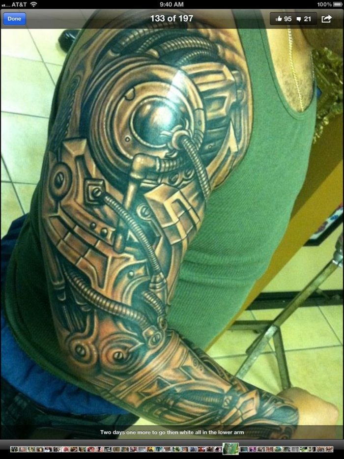 Тату 3д биомеханика на руке