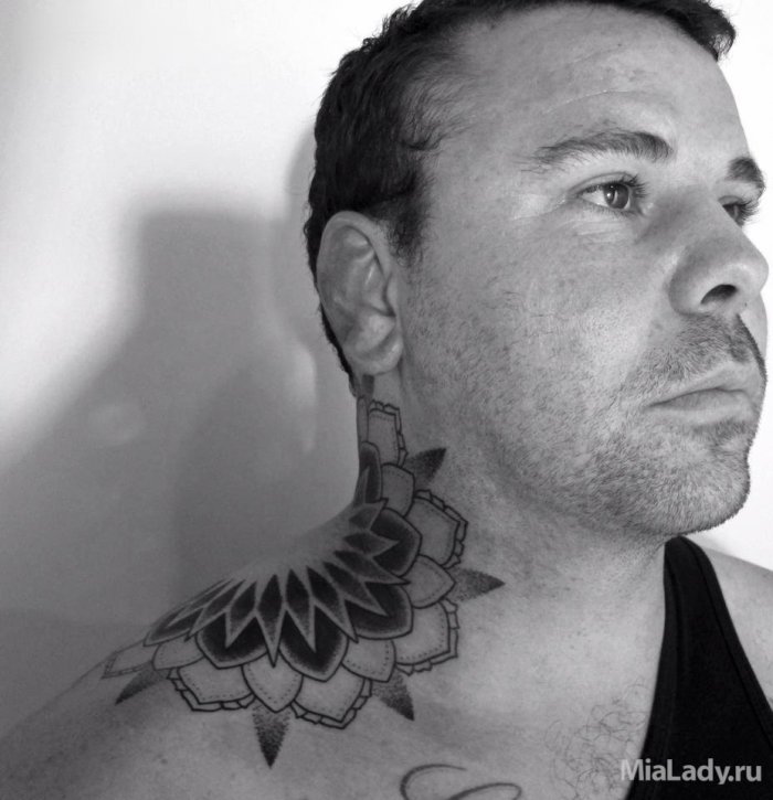 Красивые тату на шее мужские