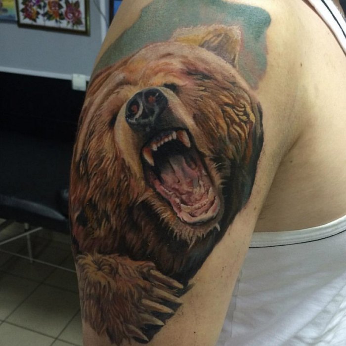 Тату медведь