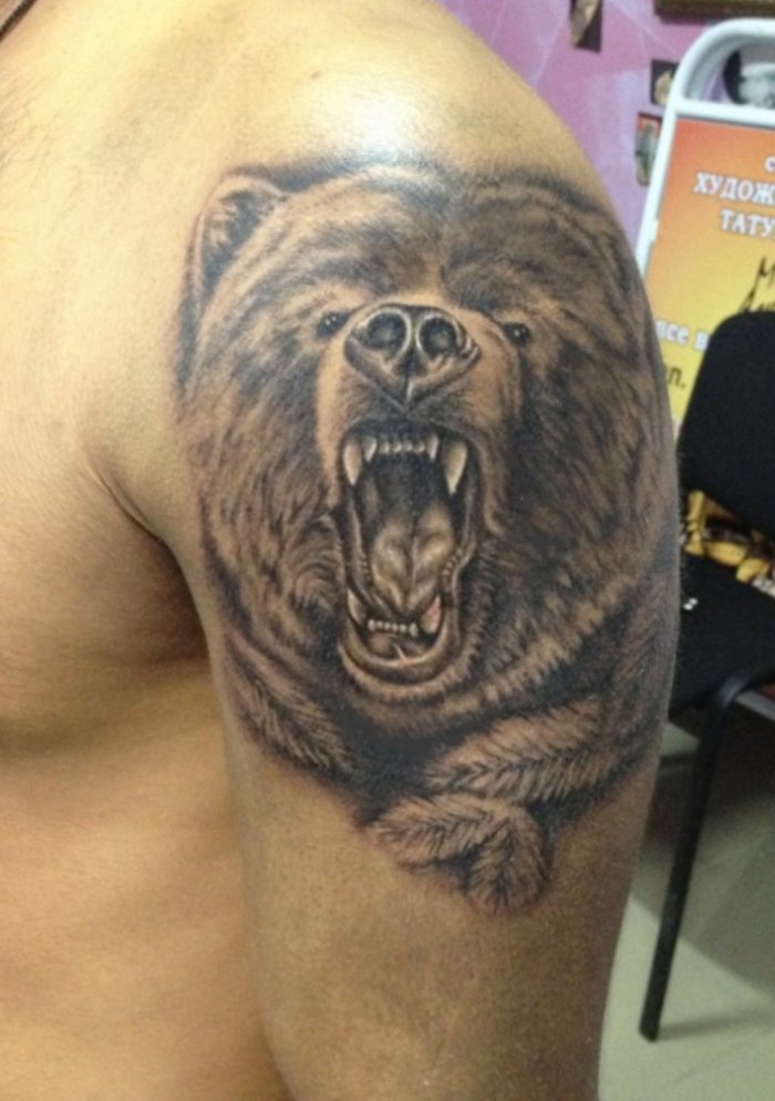 Тату медведь для мужчин