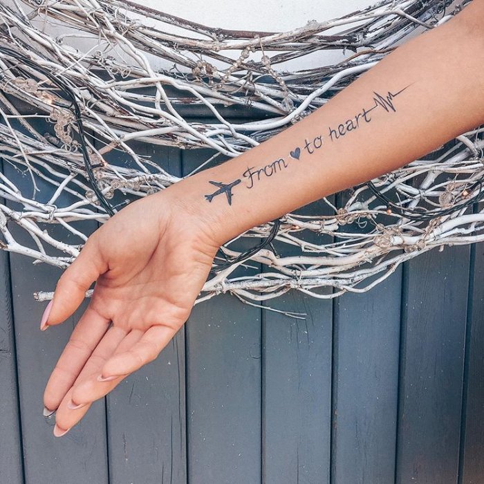 Тату надписи