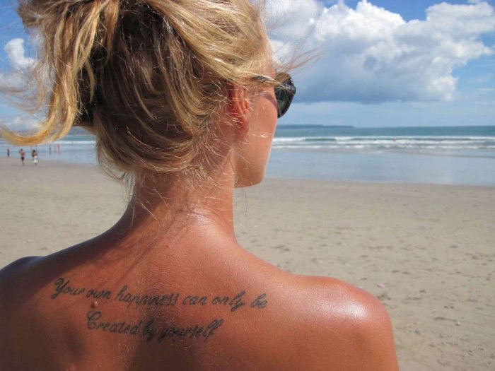 Тату на руке мужские надписи