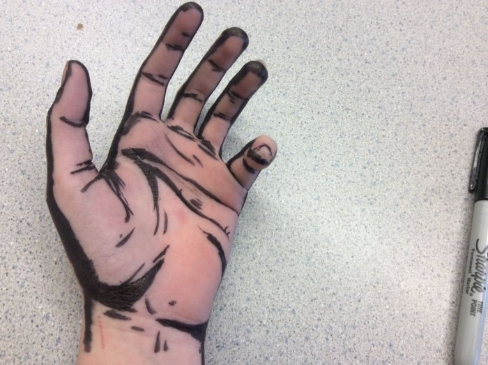 Тату на руке легкие