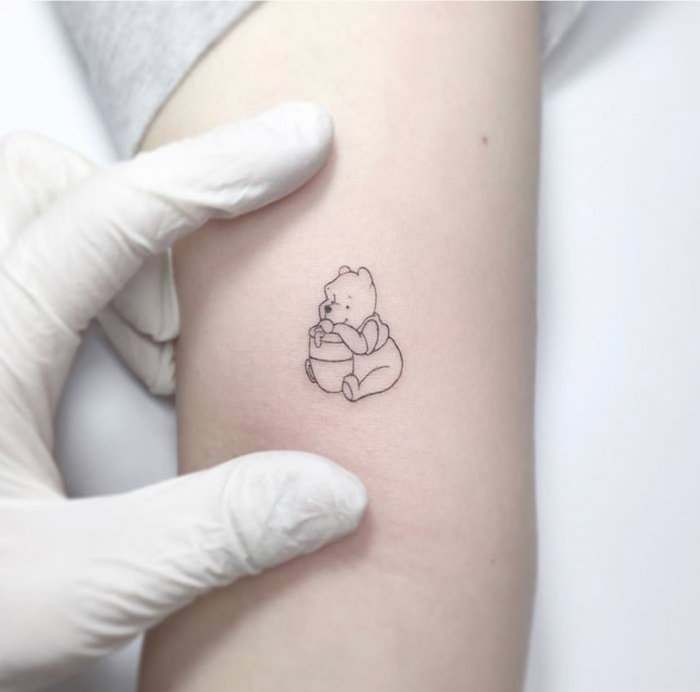 Тату на руке для девушек маленькие