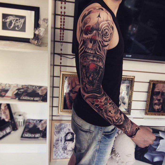 Тату на руке