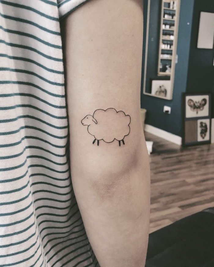 Тау Минимализм