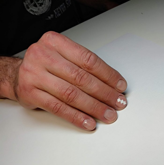 Мужские ногти