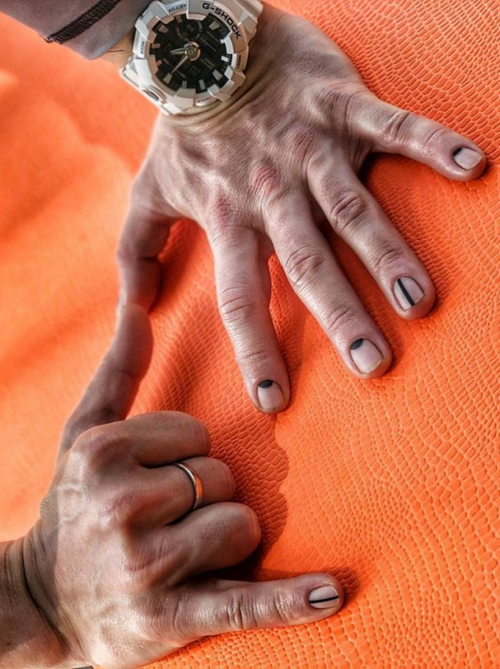 Муской маник