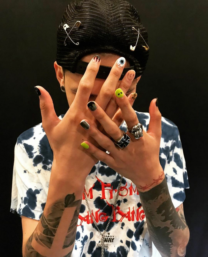 Мужские маникюры креативные