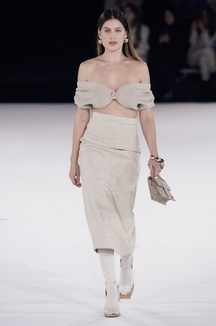 Осень зима 2021-2022 платья Кутюр