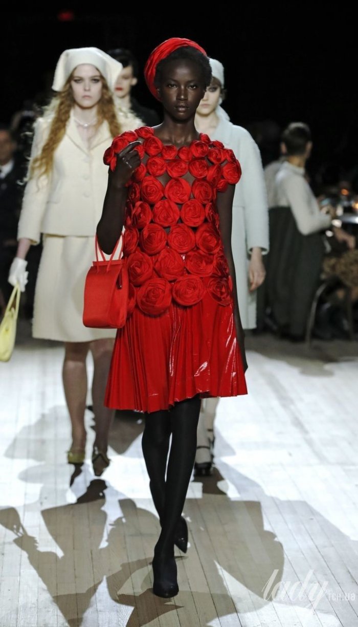 Burberry осень зима 2020-2021