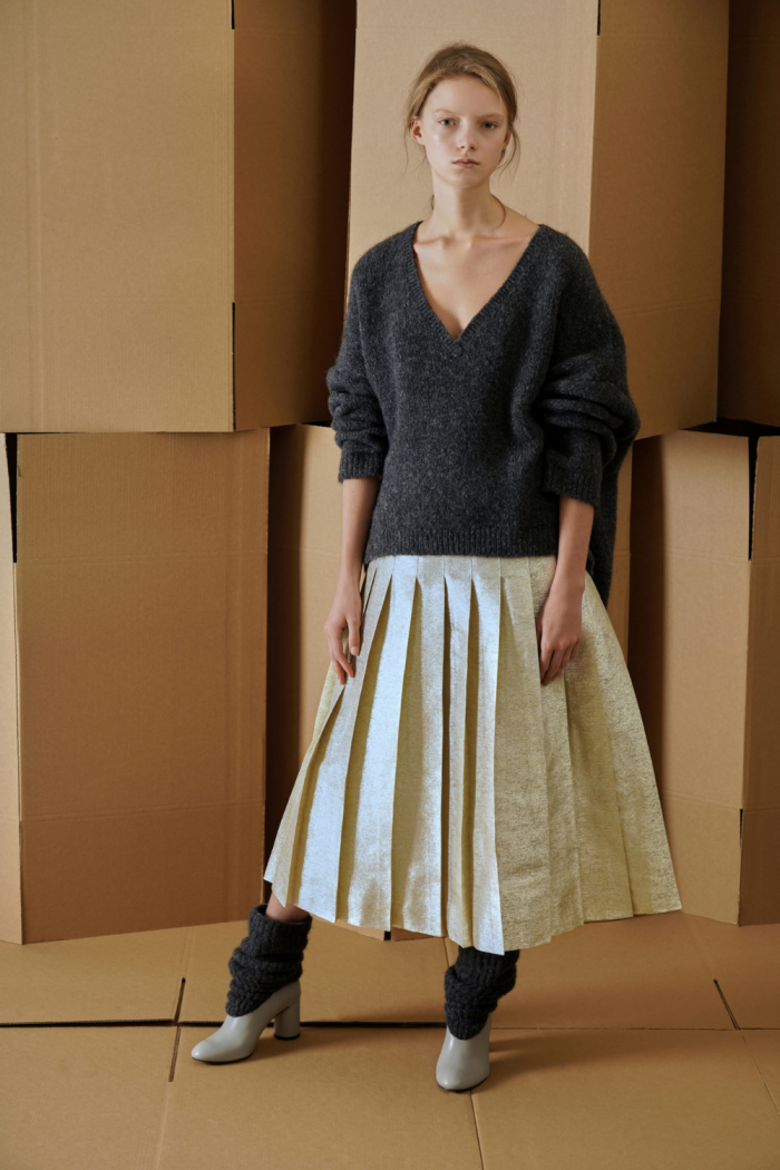 Вика Газинская показ