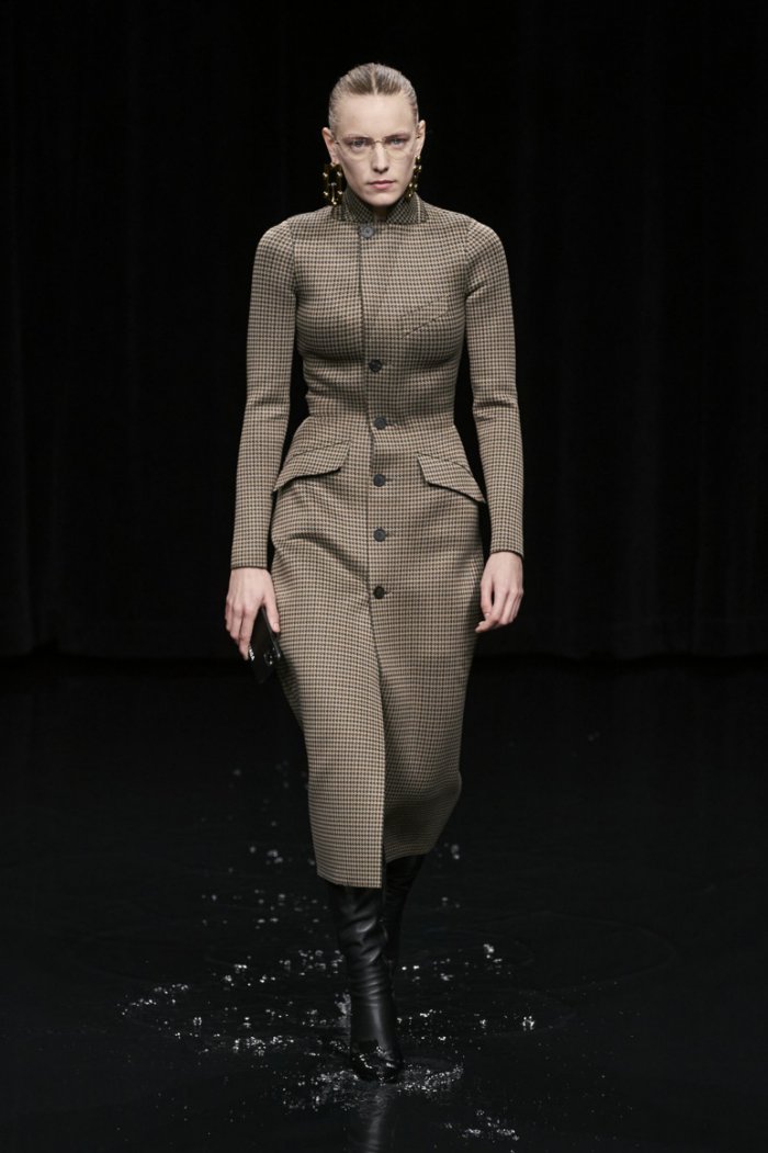 Коллекции Баленсиага осень зима 2021