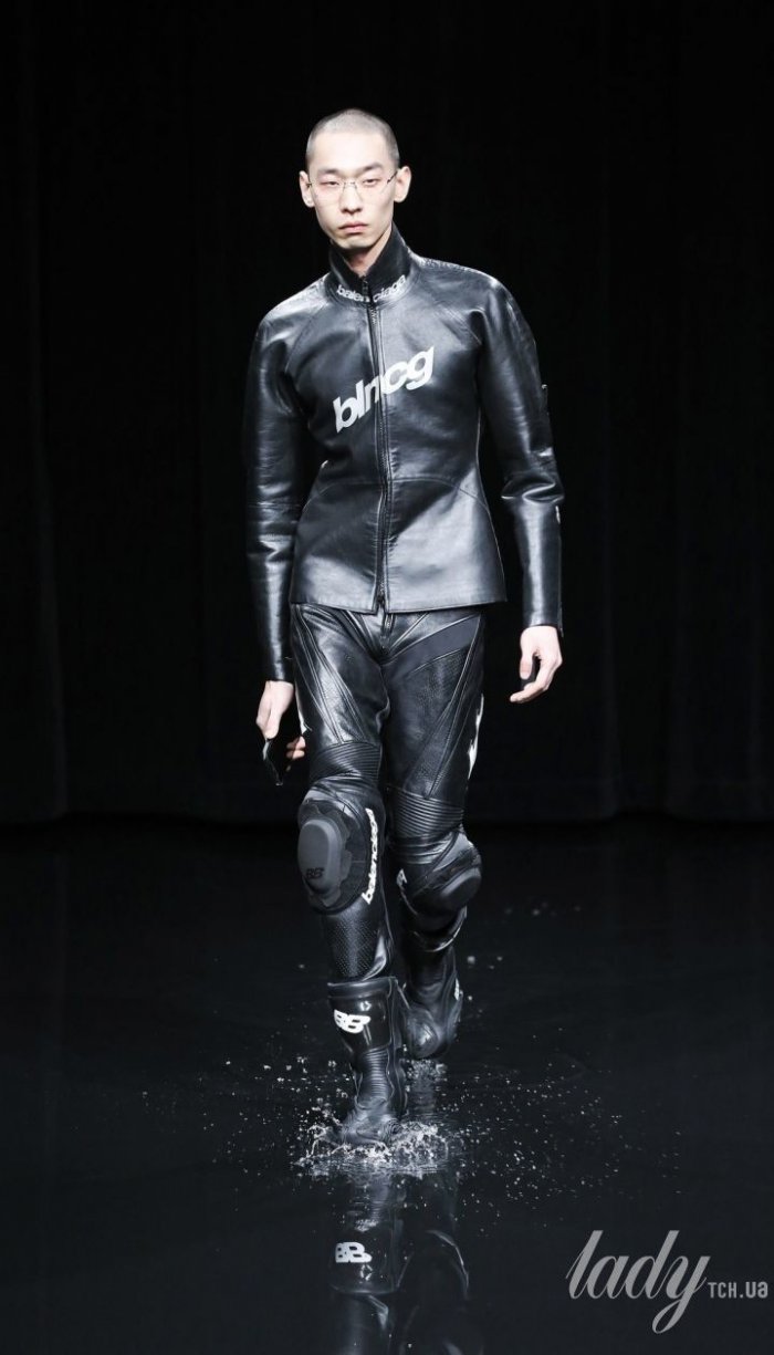 Коллекции Баленсиага осень зима 2021