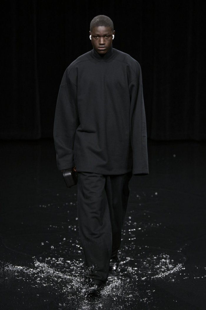 Баленсиага показ 2021