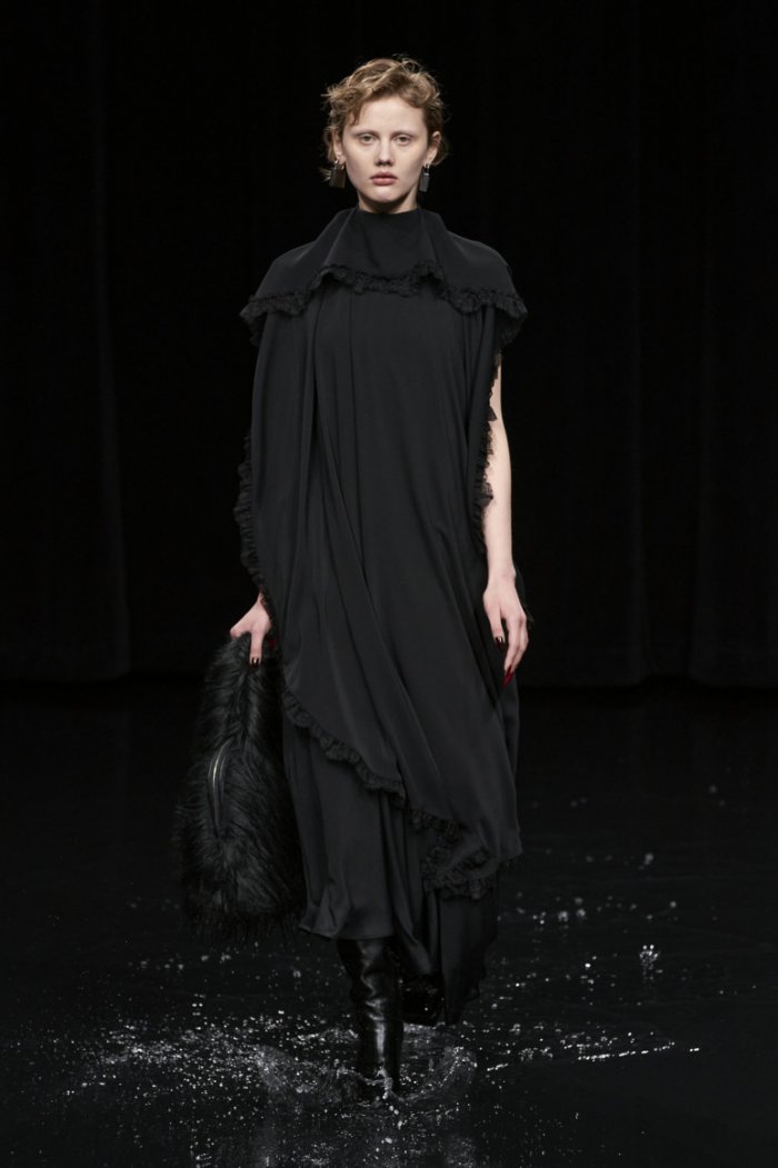 Баленсиага осень зима 2020 2021 женская коллекция