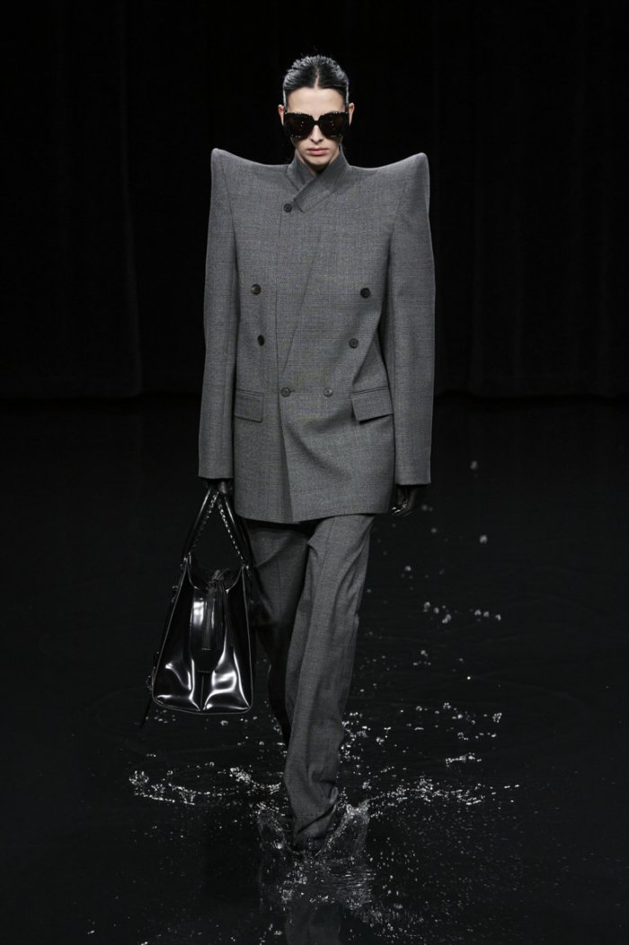 Баленсиага осень зима 2020 2021