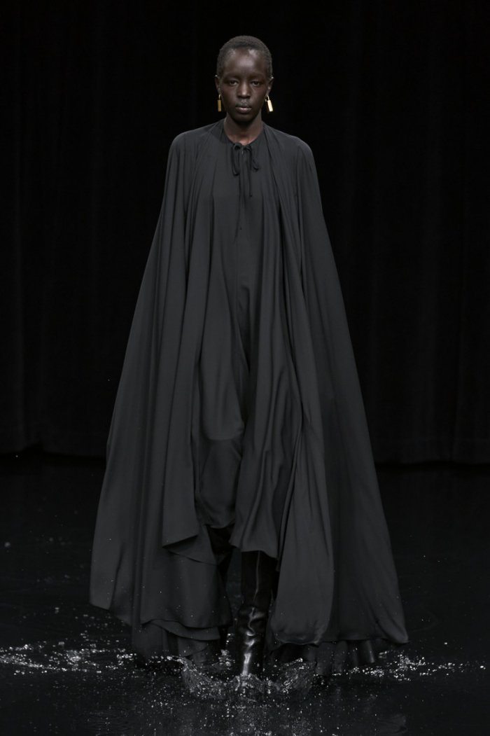 Баленсиага 2021