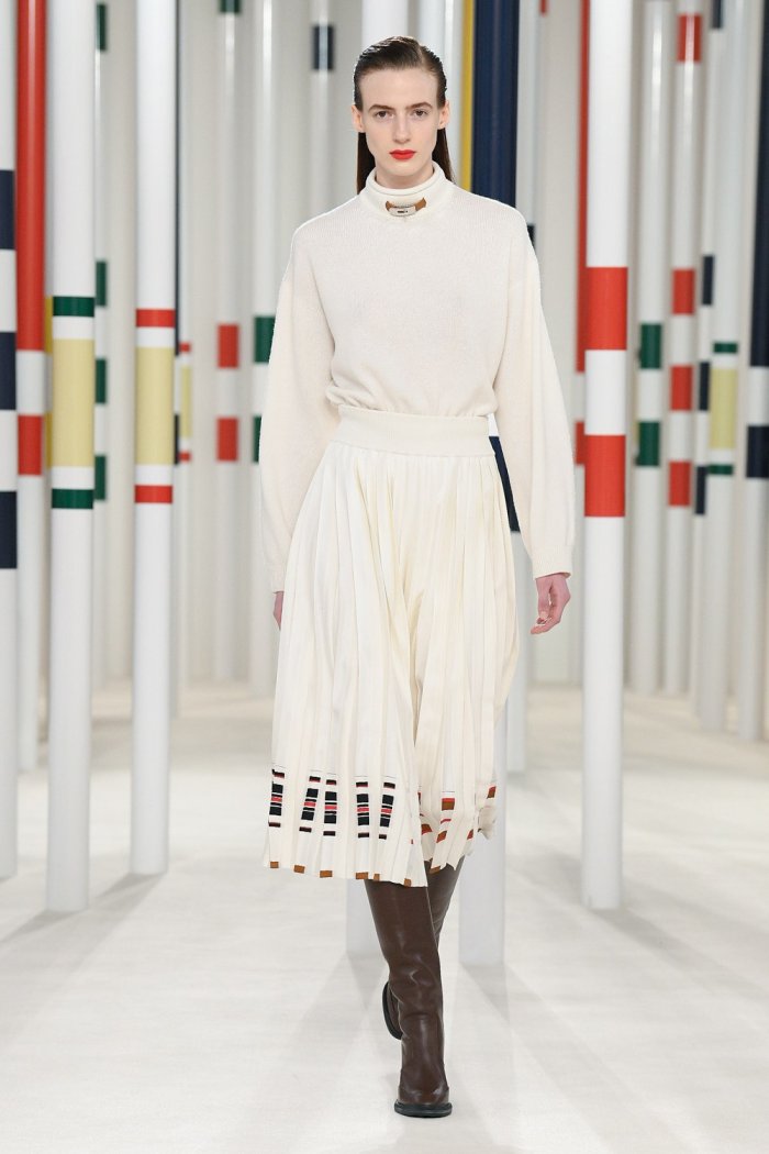 Показ мод Hermes осень зима 2020-2021