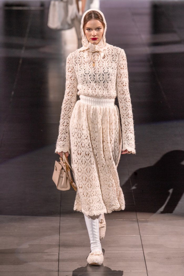 Дольче Габбана зима 2020-2021