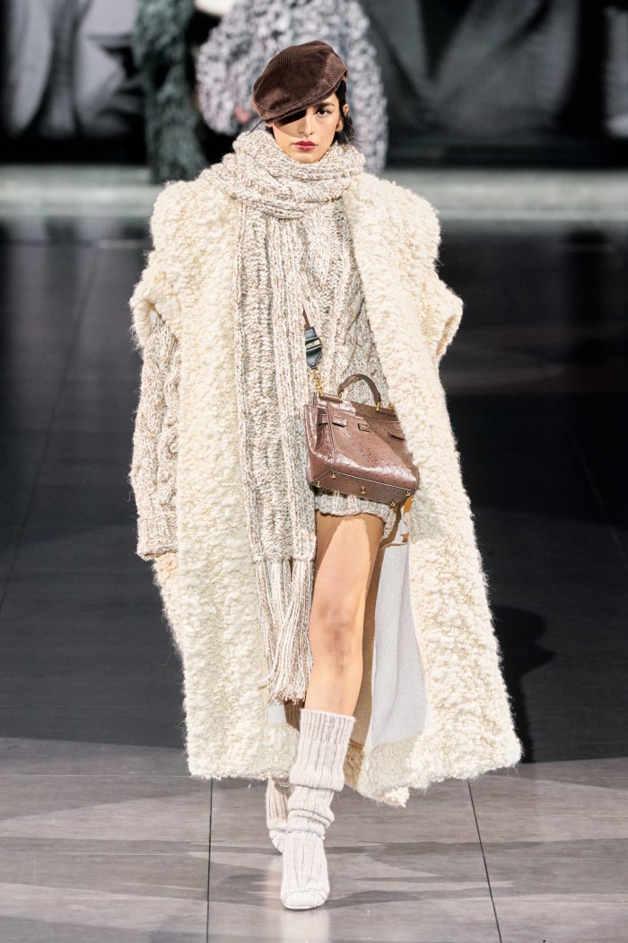 Коллекция Дольче Габбана осень зима 2020-2021