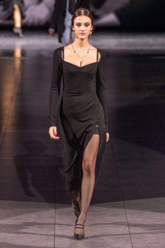 Дольче Габбана зима 2020-2021