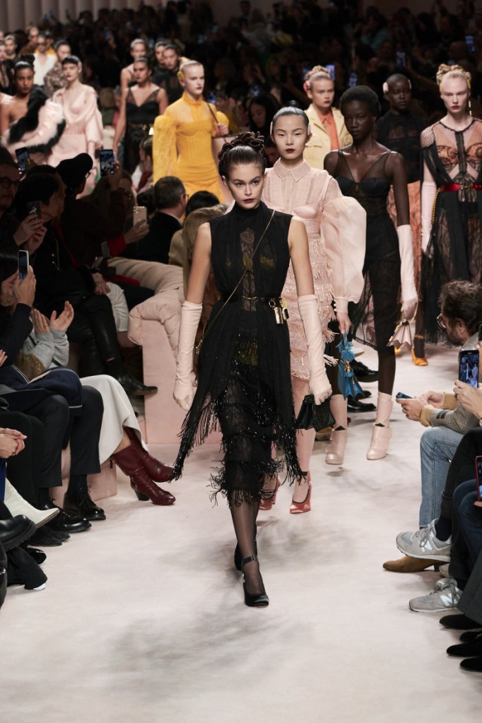 Фенди коллекция осень-зима 2020-2021