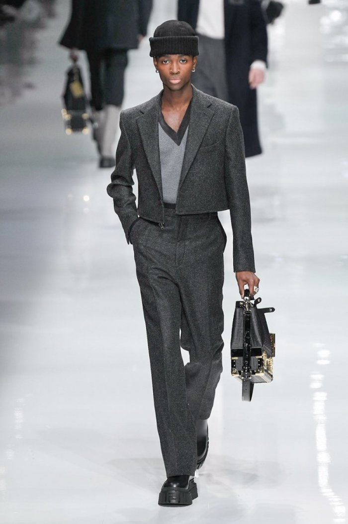 Коллекция Фенди осень зима 2020