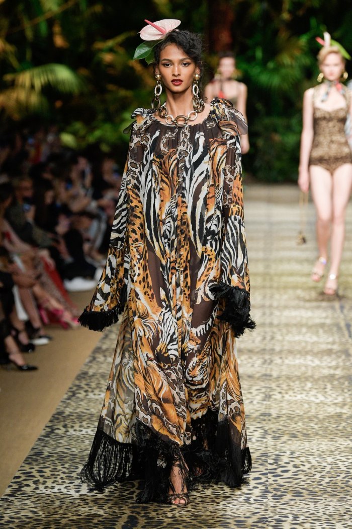 Дольче Габбана Весна лето 2020