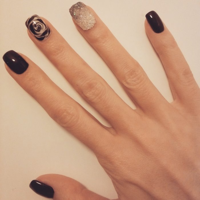 Маникюр шеллак черно белый