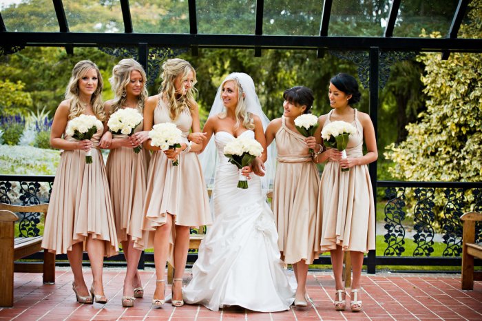 Синее платье подружки невесты