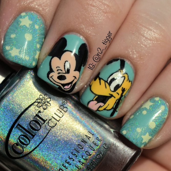 Маникюр Минни Маус