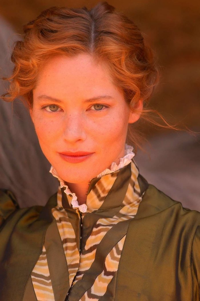 Сиенна Гиллори 2020